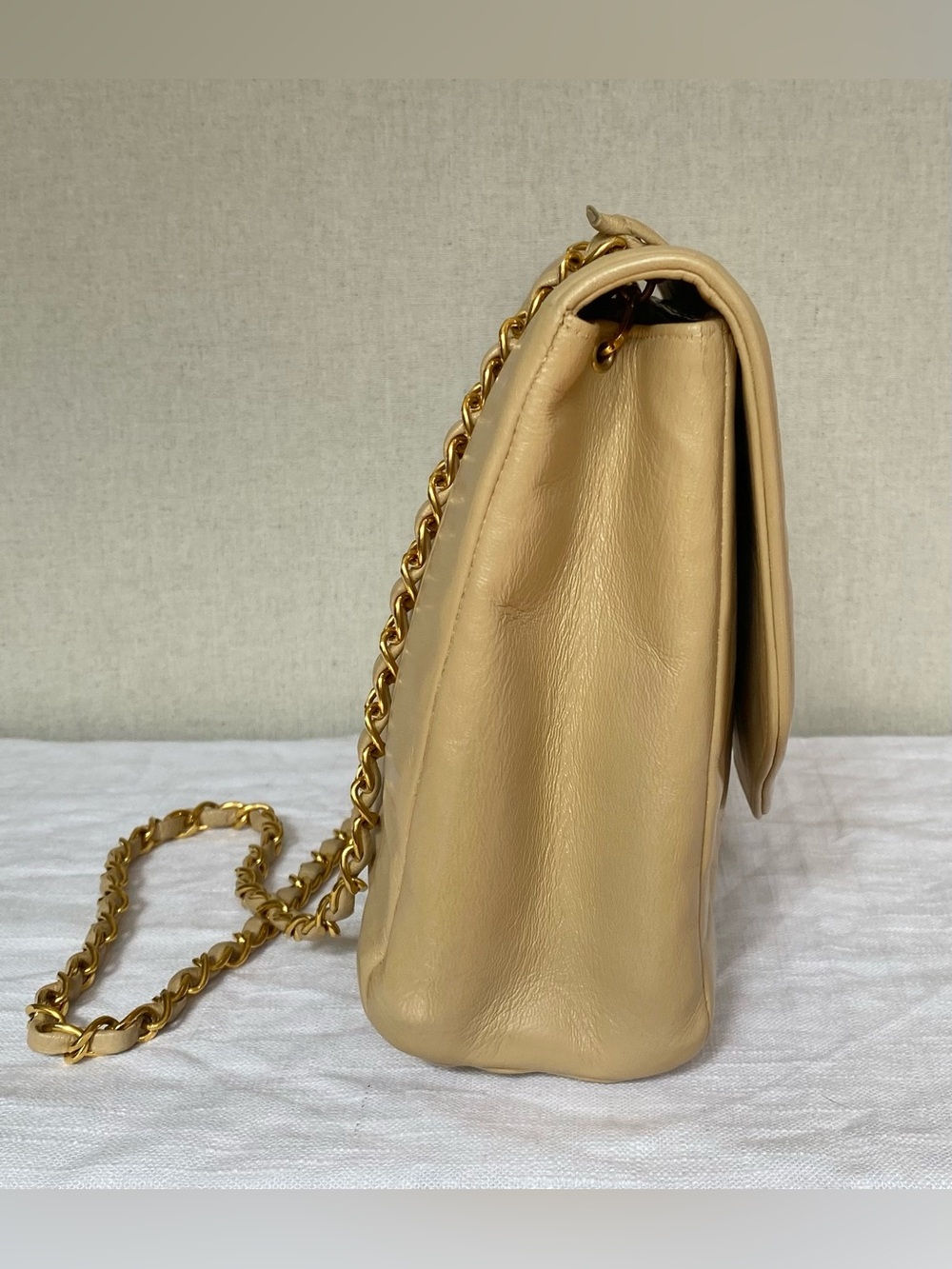 Vintage ✨ CHANEL ✨ Diana Quilted Flap Bag CC Chain Shoulder Bag Medium Authentic - Picture 4 of 13
